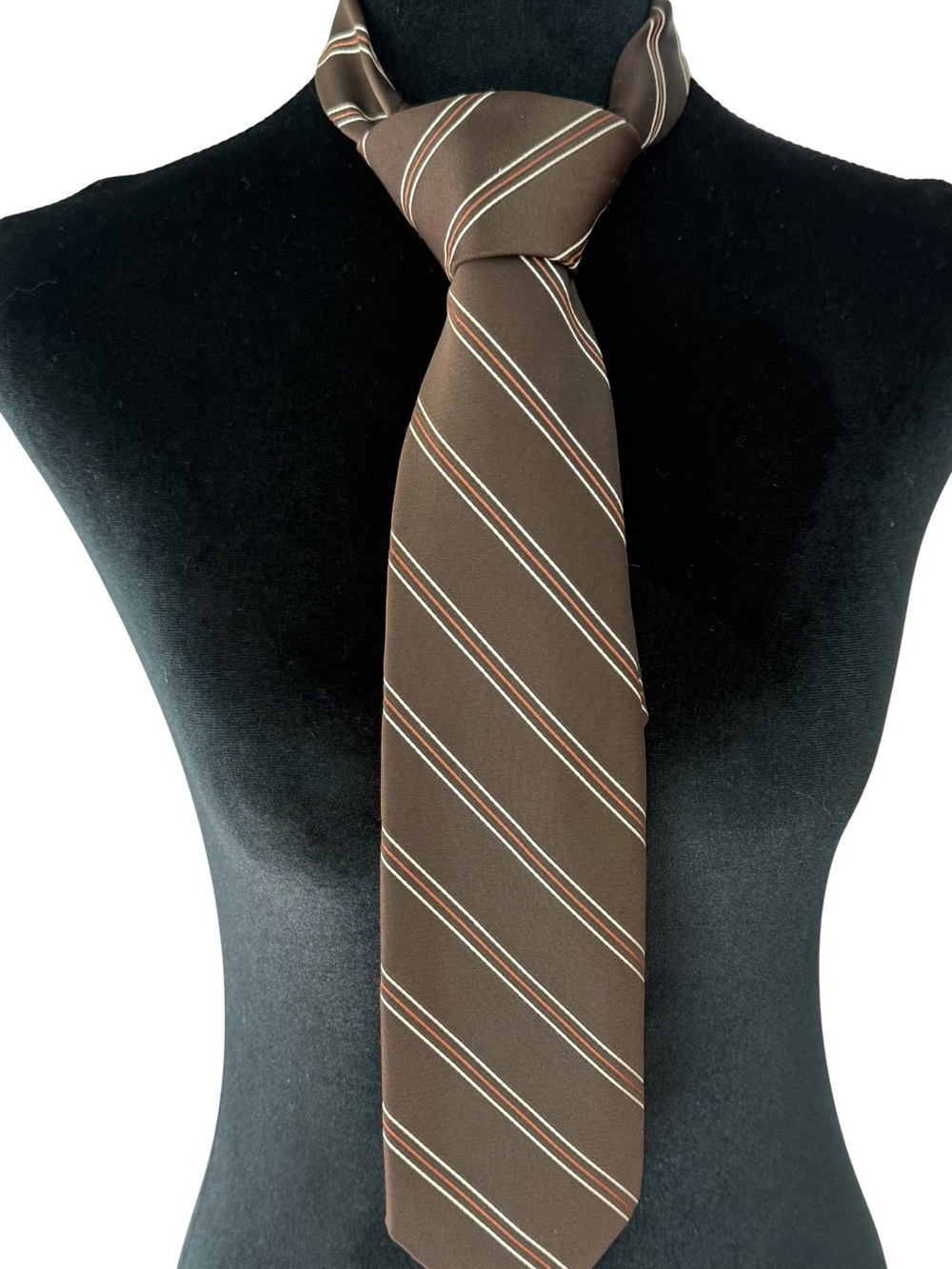 Brittania Men's Brown Diagonal Stripe Tie – Sleek Professional Accessory